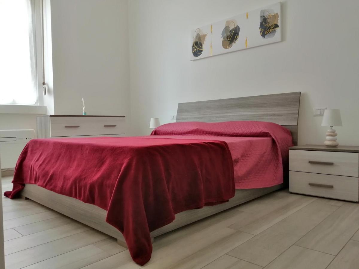 Appartamento Comodo Per Milano E Rho Fiera Buitenkant foto
